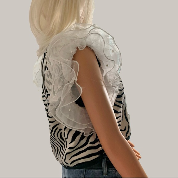 Zebra Print Ruffle Sleeve Blouse - Picture 12 of 16
